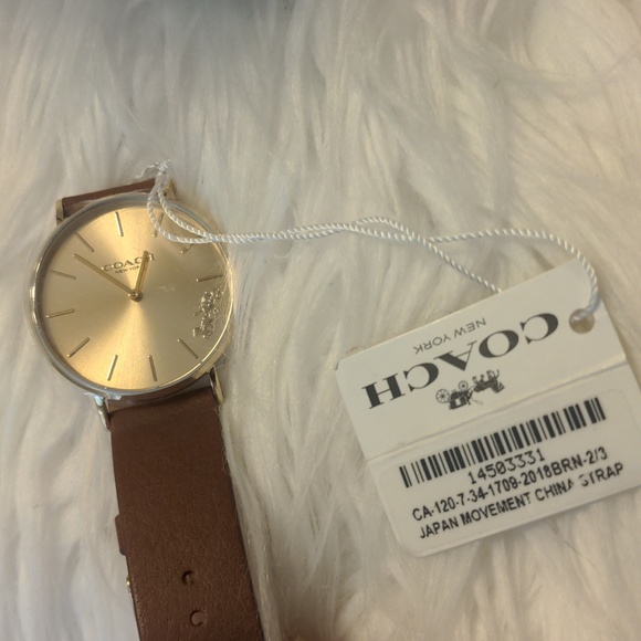 Coach new York gold tone 18 band - Picture 1 of 7